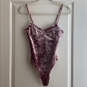 Pink velvet bodysuit Sz-S